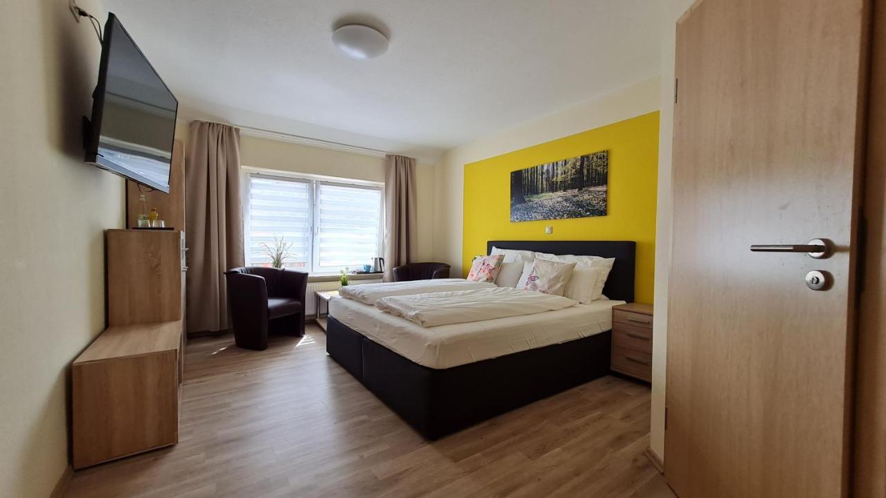Haus Mila Hotel Bienenbuettel ภายนอก รูปภาพ