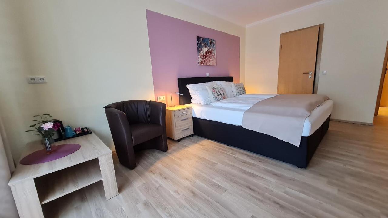 Haus Mila Hotel Bienenbuettel ภายนอก รูปภาพ